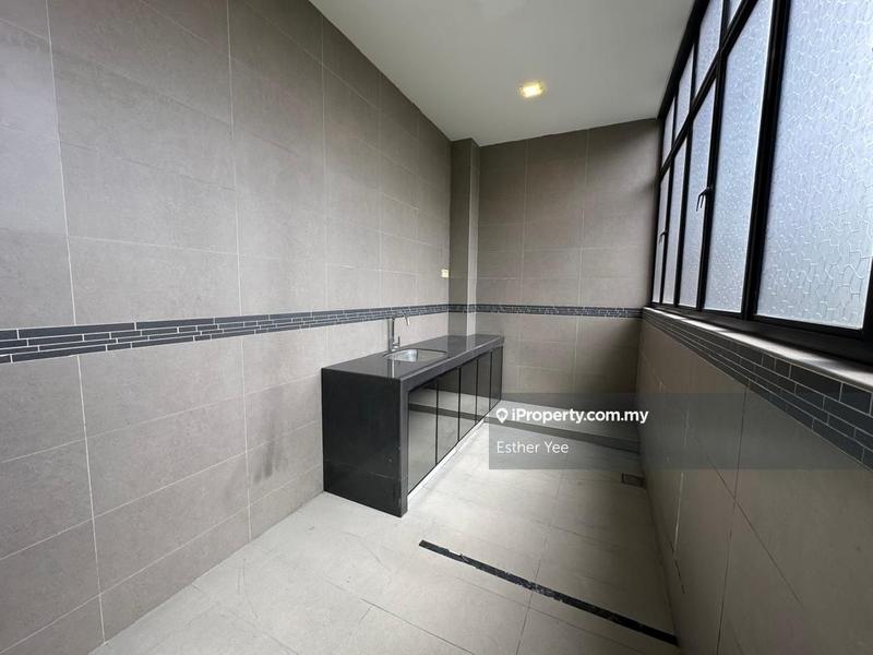 Rumah Berangkai 3.5 Tingkat untuk Dijual di Duta Suria, Ampang oleh Esther Yee - iProperty.com.my