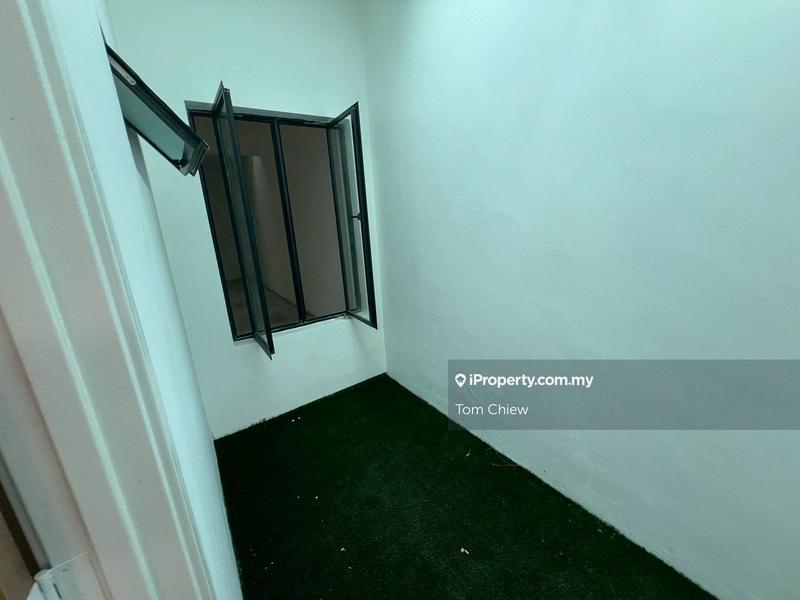 Semi-Detached House for Sale in Taman Kolam Air, Johor Bahru by Tom Chiew - iProperty.com.my