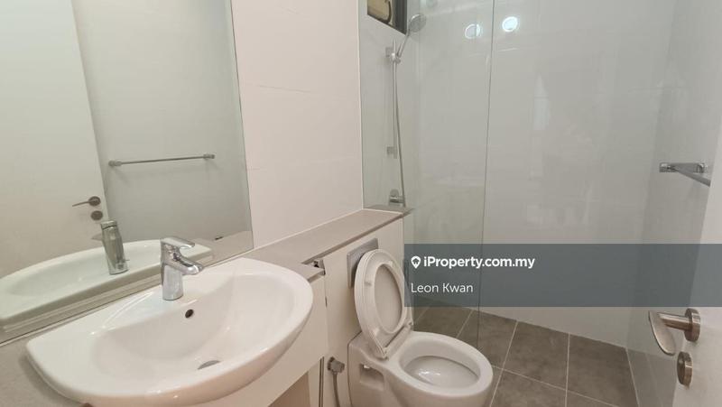 Service Residence for Sale in Senada Residence @ KLGCC Resort by Leon Kwan - iProperty.com.my