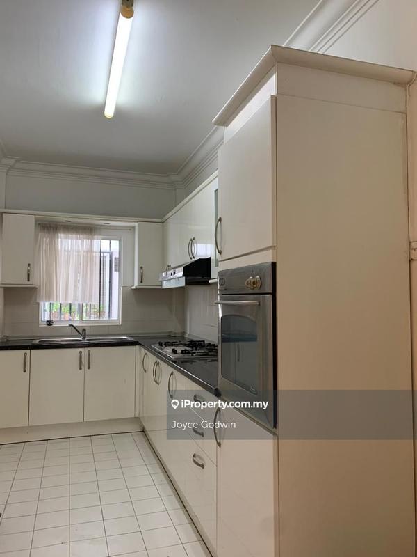 Condominium for Sale in Andalucia by Joyce Godwin - iProperty.com.my