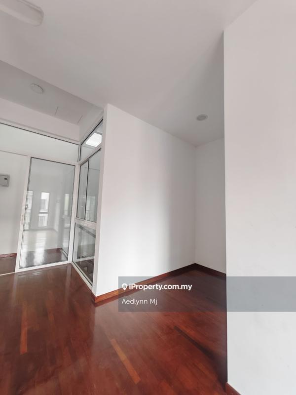 Rumah Teres 2.5-Tingkat untuk Dijual di Puchong, Selangor oleh Aedlynn Mj - iProperty.com.my