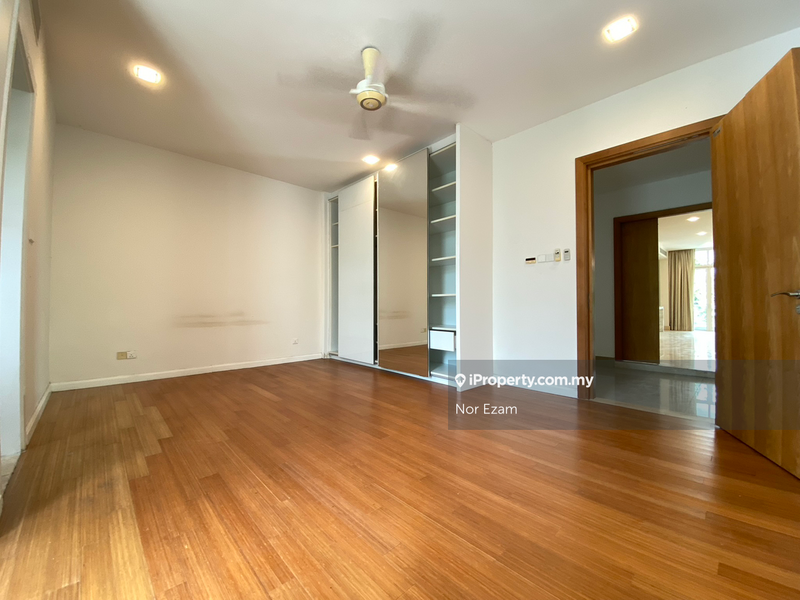 For Sale - Kenny Hills Residence