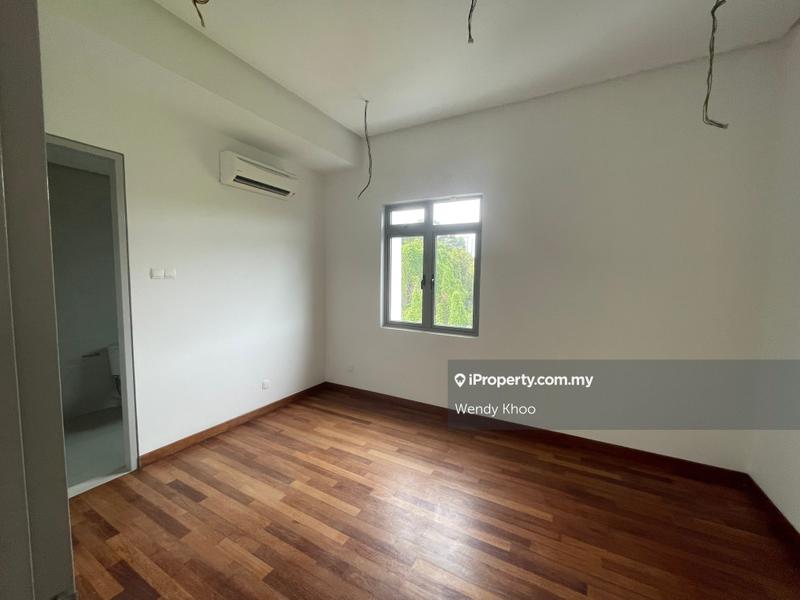 Rumah Teres 3-Tingkat untuk Dijual di Bandar Putra Permai, Seri Kembangan oleh Lawrence Khoo - iProperty.com.my