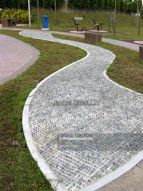 Rumah Berangkai 3 Tingkat untuk Dijual di Bandar Kinrara Seksyen 1, Bandar Kinrara oleh Janice Chen - iProperty.com.my