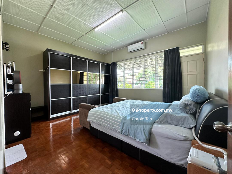 Semi-Detached House for Sale in Taman Overseas Union (Taman Oug), Jalan Klang Lama (Old Klang Road) by Carole Teh - iProperty.com.my