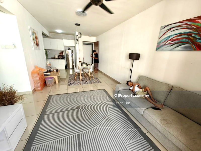 Service Residence for Sale in Larkin Heights by Ethan Lim - iProperty.com.my