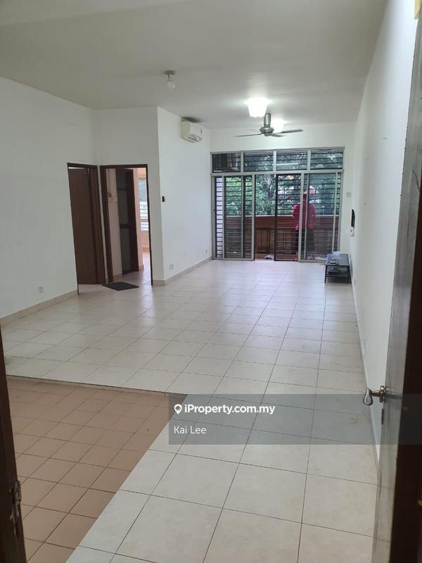 For Sale - Lakes Condominiums / Pangsapuri Tasik