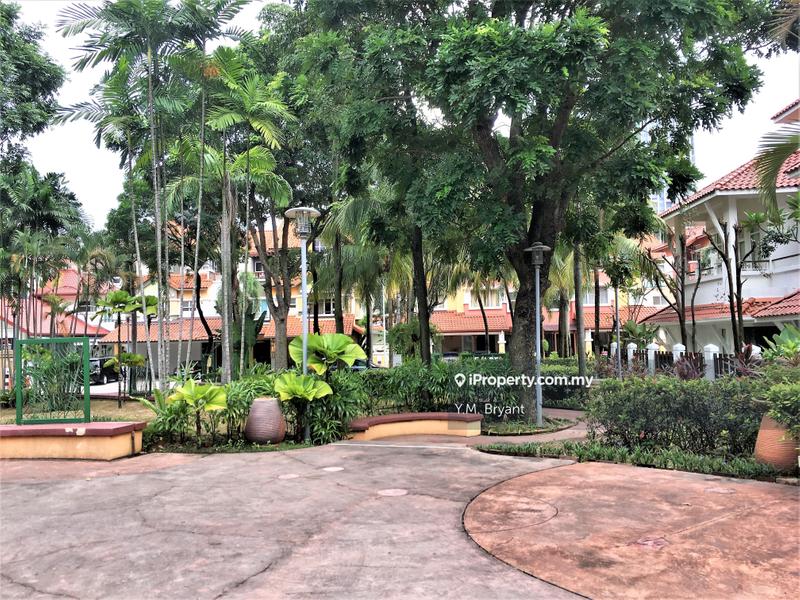 Rumah Berkembar untuk Dijual di Ara Damansara, Selangor oleh Bryant Be - iProperty.com.my
