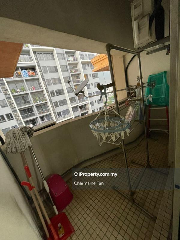 For Sale - Vantage Point (Menang Ria)