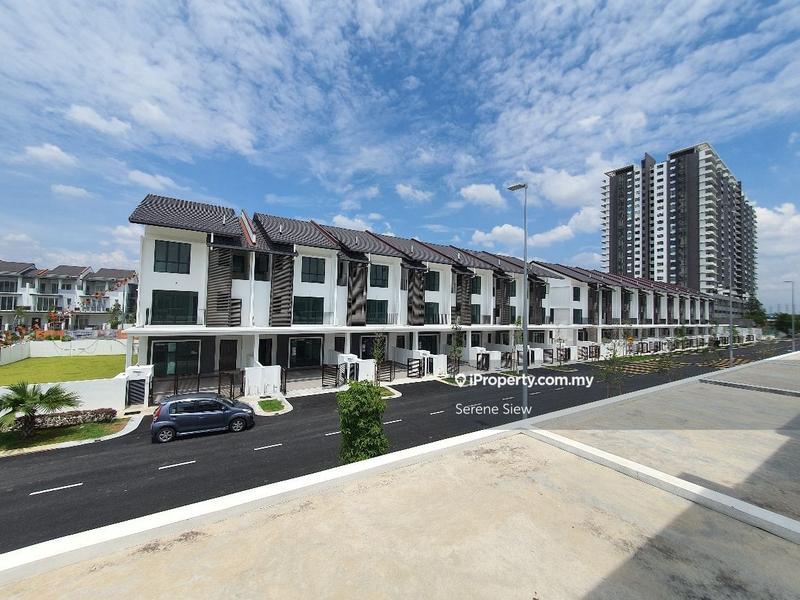 3-storey Terraced House untuk Dijual di Topaz Putra Prima Puchong, Puchong oleh Serene Siew - iProperty.com.my