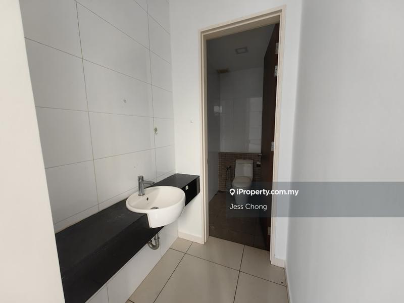 Rumah Berkembar untuk Dijual di Twim Palm, Kajang oleh Jess Chong - iProperty.com.my