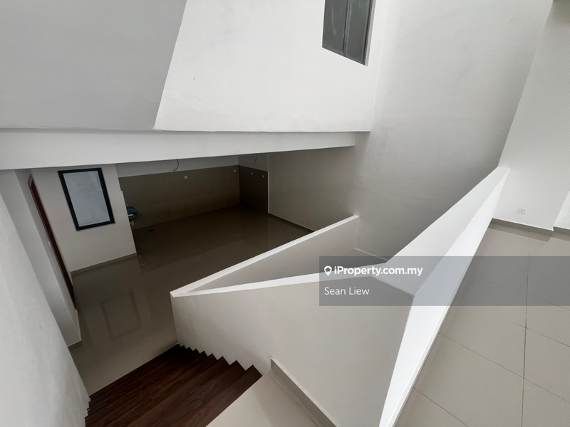 3.5-storey Terraced House for Sale in Empire Residence , Damansara Perdana, Petaling Jaya by Sean Liew - iProperty.com.my