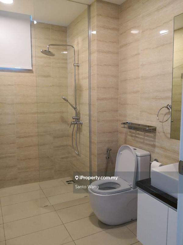 Condominium for Sale in Straits View 18 by Santo Wang - iProperty.com.my