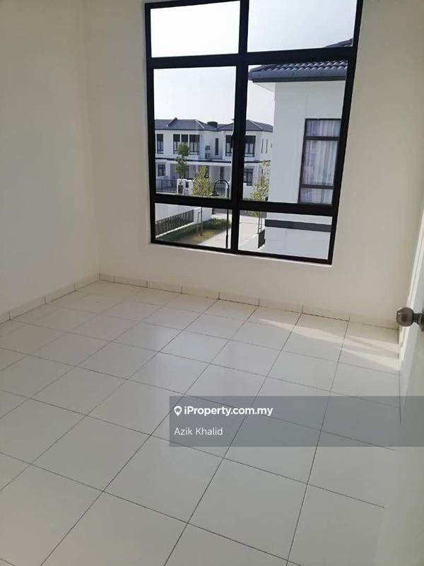 2-storey Terraced House for Sale in Bandar Baru Puncak Alam, Puncak Alam by Azik Khalid - iProperty.com.my