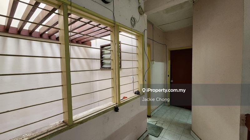Rumah Teres 2-Tingkat untuk Dijual di Taman Overseas Union (Taman Oug), Jalan Klang Lama (Old Klang Road) oleh Jackie Chong - iProperty.com.my