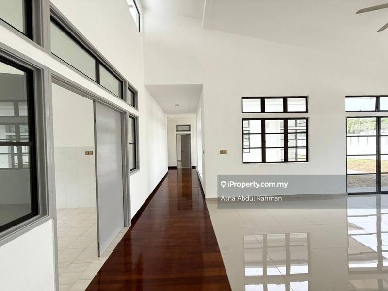 Bungalow House for Sale in Bandar Baru Enstek, Bandar Enstek by Asna Abdul Rahman - iProperty.com.my