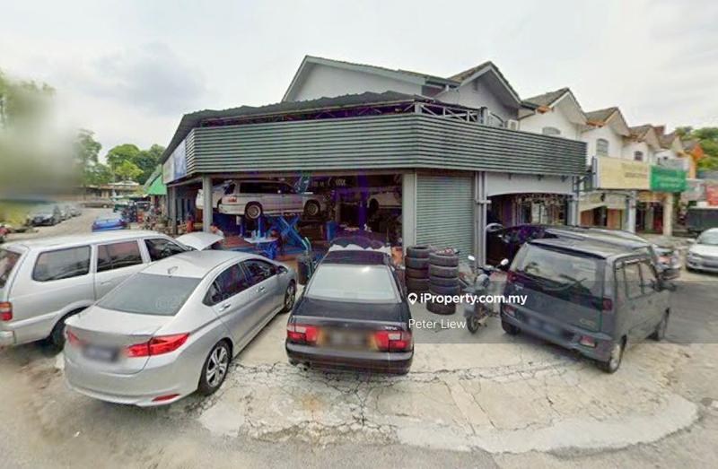 For Sale - ROI 5.6% CORNER LOT AT USJ 20, GOOD BUY FREEHOLD SHOP, FULLY TENANTED, PRIME LOCATION