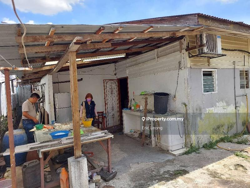 Bungalow House untuk Dijual di Taman Ampang Indah oleh Eric Leong - iProperty.com.my