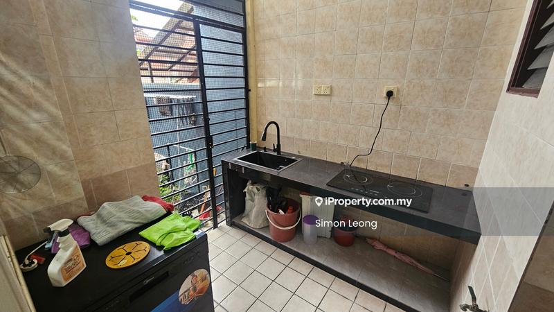 Rumah Berangkai 2 Tingkat untuk Disewa di Bukit Jelutong, Shah Alam oleh Simon Leong - Kitchen - iProperty.com.my