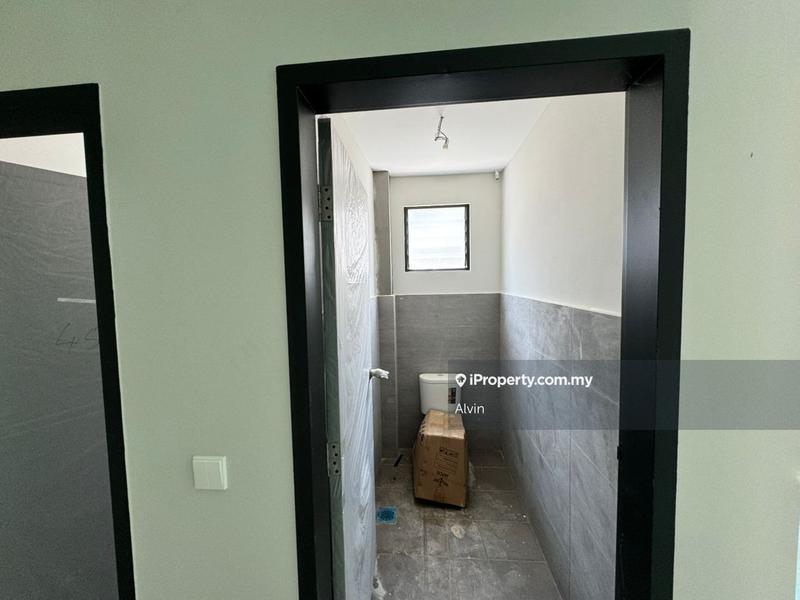 Shop for Rent in Taman Molek Residence, Ayer Molek by Alvin - iProperty.com.my