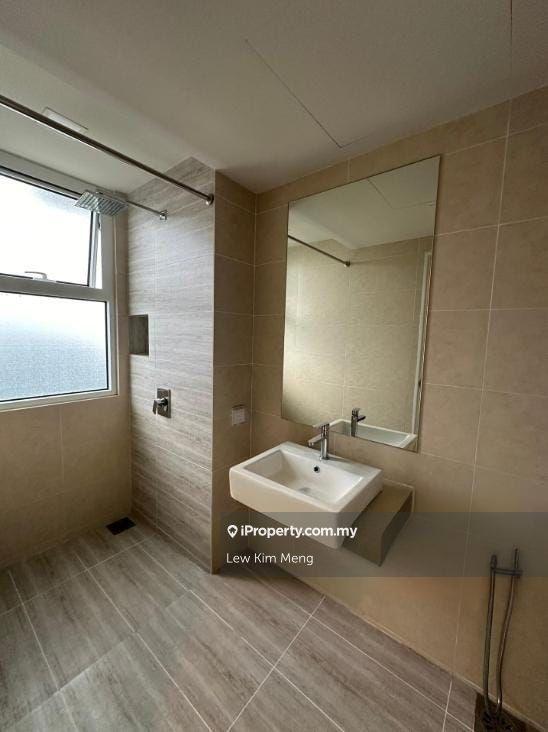 Service Residence for Sale in Windmill upon Hills by Lew Kim Meng - iProperty.com.my