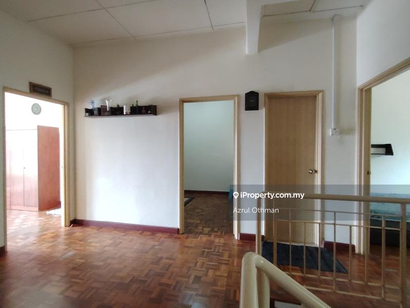 2-storey Terraced House for Sale in Taman Warisan Puteri, Sikamat by Azrul Othman - iProperty.com.my