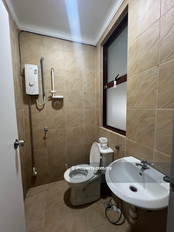 Banglo untuk Dijual di Seksyen 11, Kota Damansara oleh Juliana - iProperty.com.my