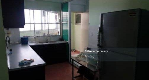 Condominium for Sale in La Vista Condominiums by Ann Ong - iProperty.com.my