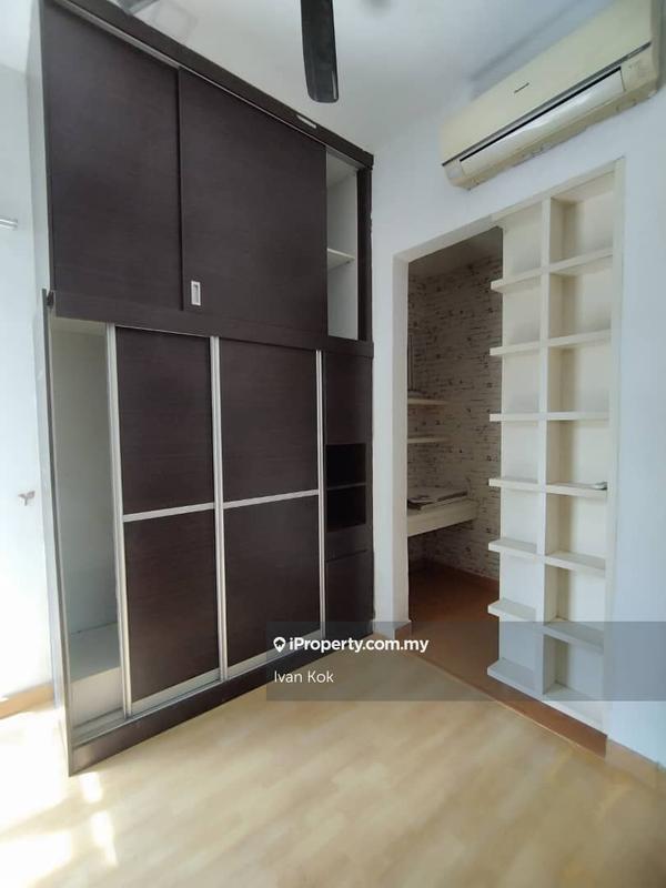 For Sale - Amaya Saujana