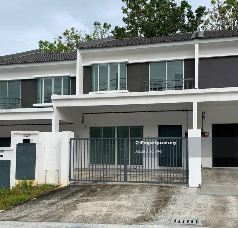 2-storey Terraced House untuk Dijual di Taman Scientex Rawang, Rawang oleh Alicia Xiao Wei - iProperty.com.my