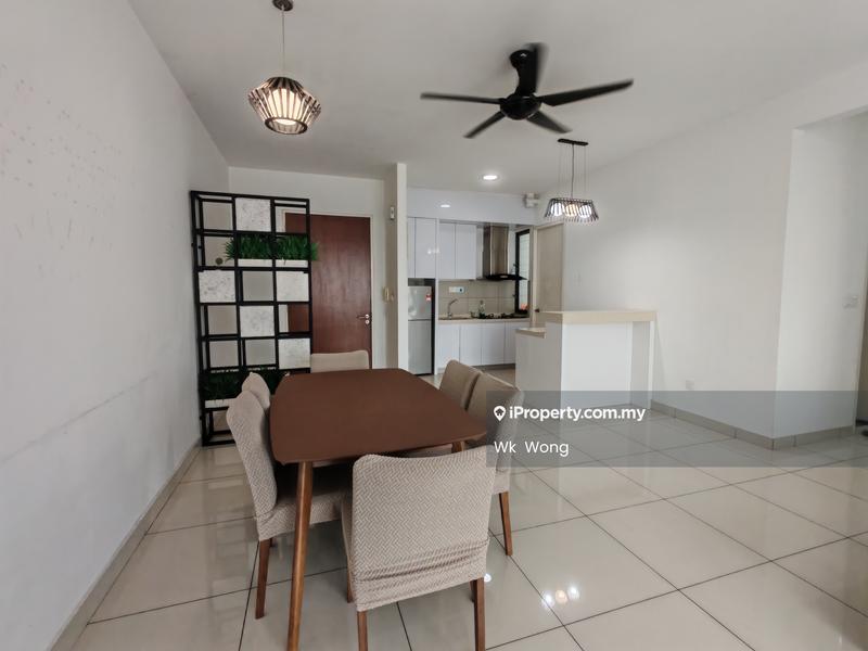 Kediaman Servis untuk Disewa di Woodsbury Suites oleh Wk Wong - Dining Room - iProperty.com.my