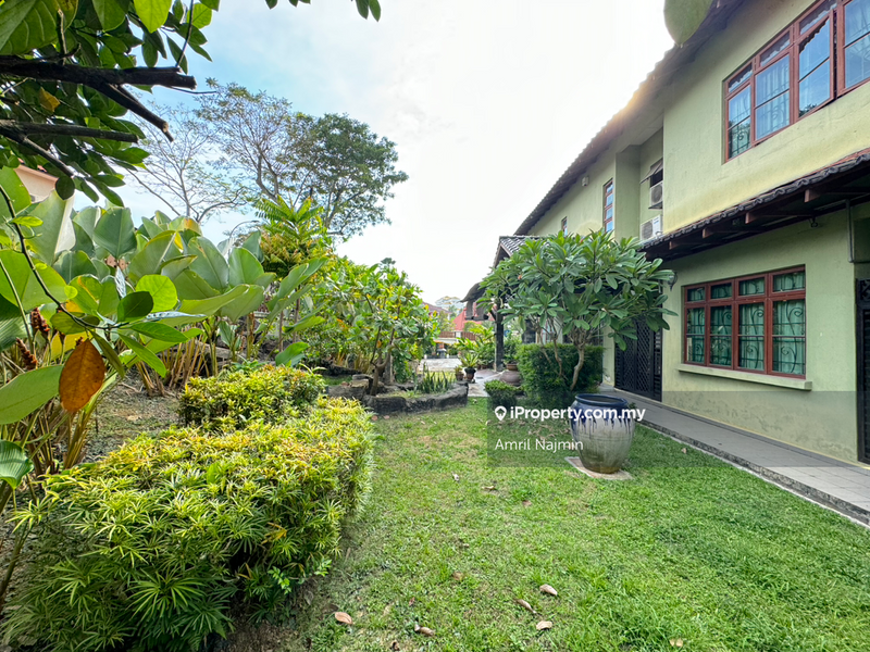 Bungalow House for Sale in Seksyen 8, Shah Alam by Amril Najmin - iProperty.com.my