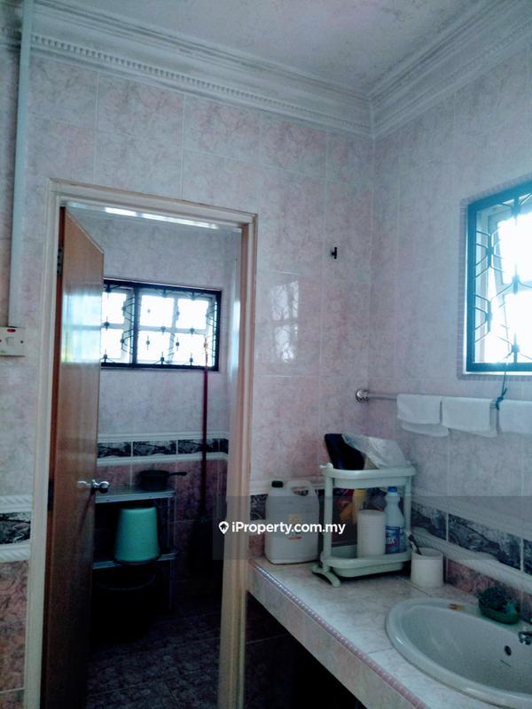 Banglo untuk Dijual di Subang Jaya, Selangor oleh Celia Tan - iProperty.com.my