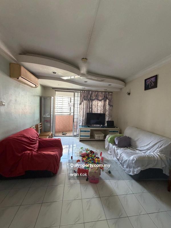 Condominium for Sale in D'aman Crimson by Ivan Kok - Living Room - iProperty.com.my