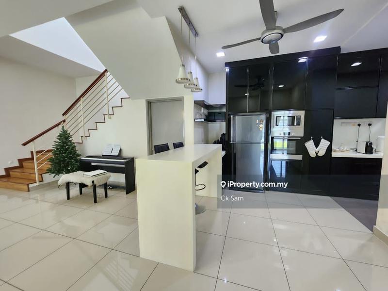 Rumah Berkembar untuk Dijual di Taman Anggun, Rawang oleh Ck Sam - iProperty.com.my