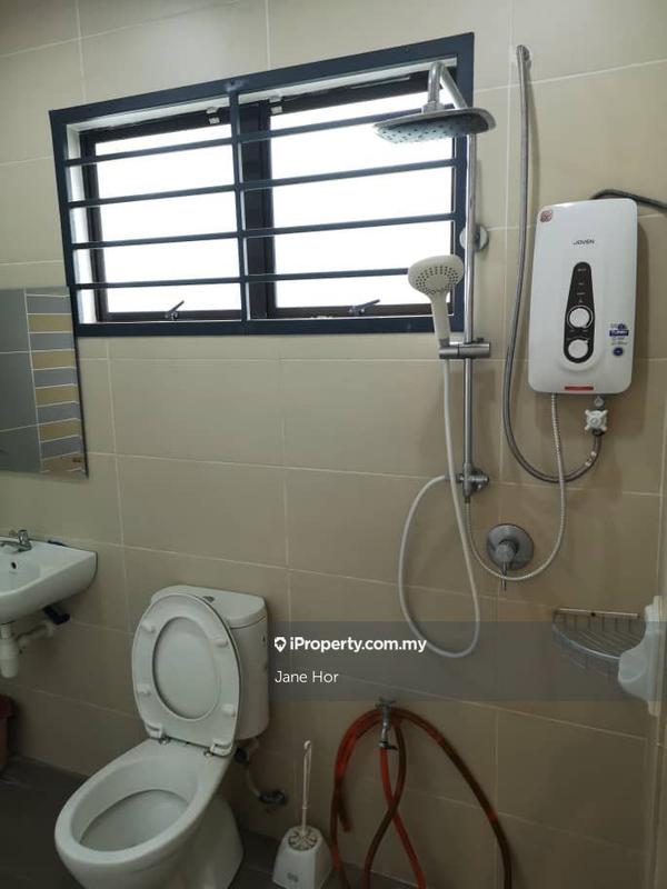 Townhouse for Sale in 16 Sierra, Puchong by Jane Hor - iProperty.com.my