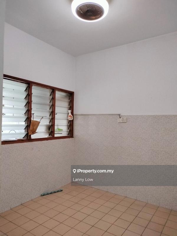 Rumah Berangkai 2 Tingkat untuk Dijual di Usj 11, Subang Jaya oleh Lanny Low - iProperty.com.my