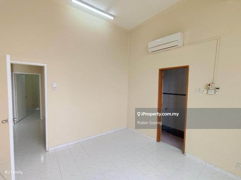 Kondominium untuk Dijual di Straits Court oleh Robin Soong - iProperty.com.my