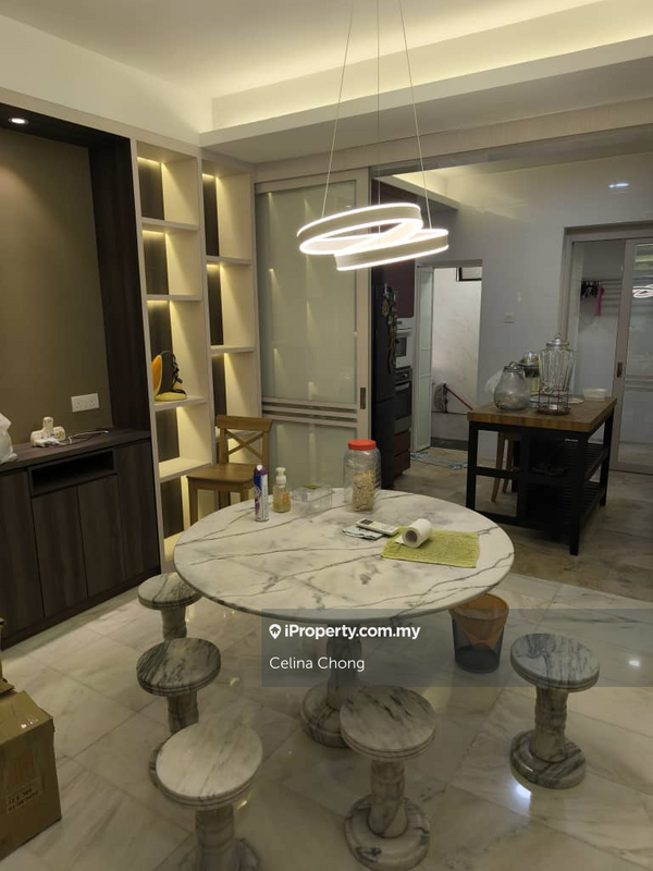 For Sale - Aloha Tower Condominium