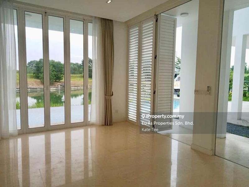 Bungalow House untuk Disewa di Emerald Residence oleh Kate Tee - iProperty.com.my