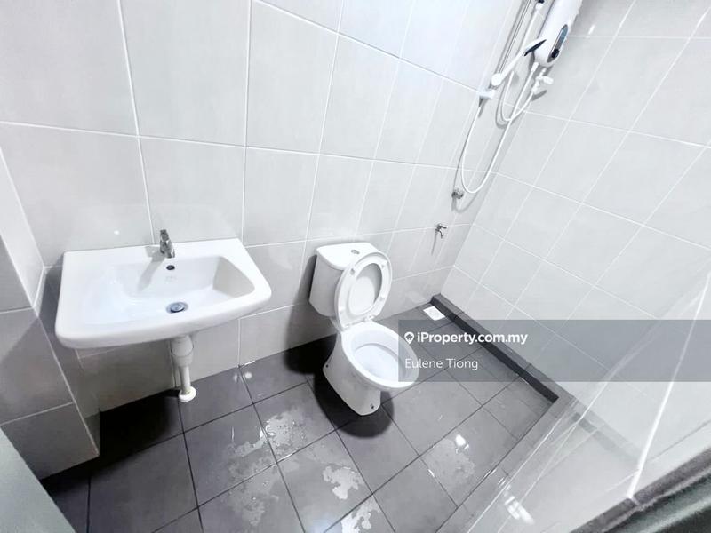Townhouse for Rent in Kuching, Sarawak by Eulene Tiong - iProperty.com.my