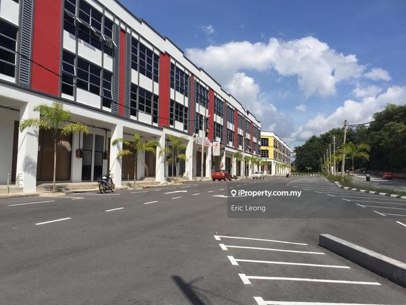 Shop for Sale in 2g2g5, Kuala Lipis by Eric Leong - iProperty.com.my