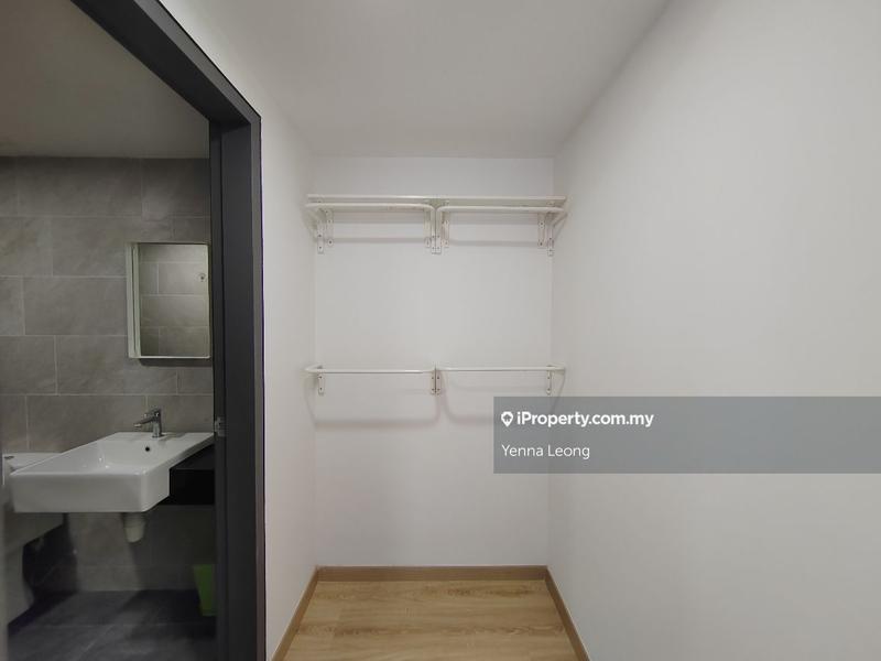 Kediaman Servis untuk Dijual di Emporis oleh Yenna Leong - iProperty.com.my