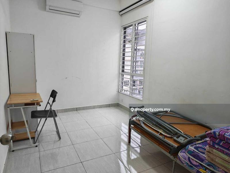 Service Residence for Rent in BSP 21 by UK Tan - Bedroom - iProperty.com.my