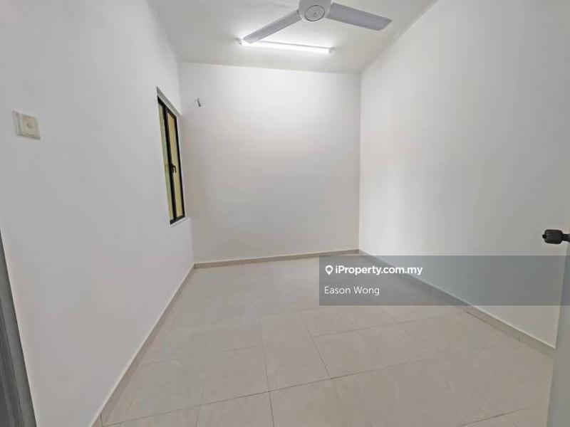 Townhouse for Rent in Bandar Tun Hussein Onn, Cheras by Eason Wong - iProperty.com.my