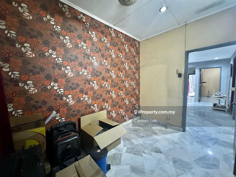 Rumah Berangkai 1.5 Tingkat untuk Dijual di Usj 2, Subang Jaya oleh Carmen Lee - iProperty.com.my