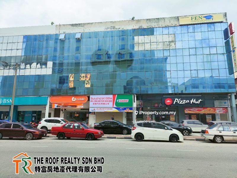 For Rent - 3-Storey Shoplot (1st Floor) For Rent, Jalan Ali, Muar Town