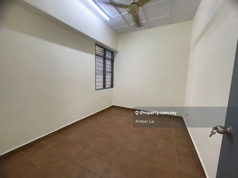 Flat for Sale in Kuchai Entrepreneurs Park by Amber Lai - iProperty.com.my