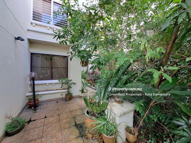 Kondominium untuk Dijual di Desa Damansara oleh Eric Teo - iProperty.com.my