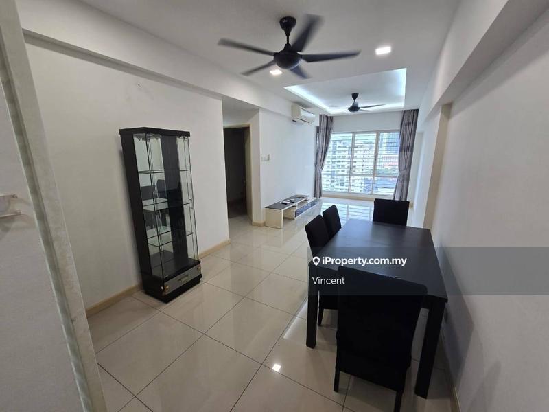 For Rent - Tiara Mutiara / The Crown